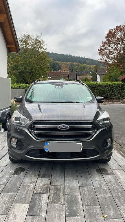 Używany Ford Kuga ST-Line 179 KM (131 kW) 2017 Szary SUV
