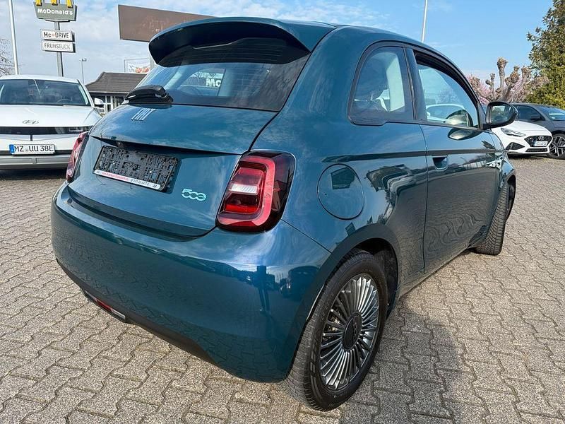 Gebraucht Fiat 500e Icon 86 kW (118 PS) 2022 Grün