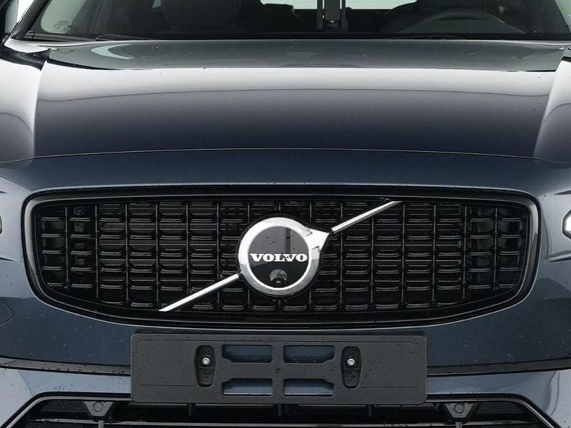 Gebraucht Volvo V90 Plus 398 PS (292 kW) 2025 Blau Kombi