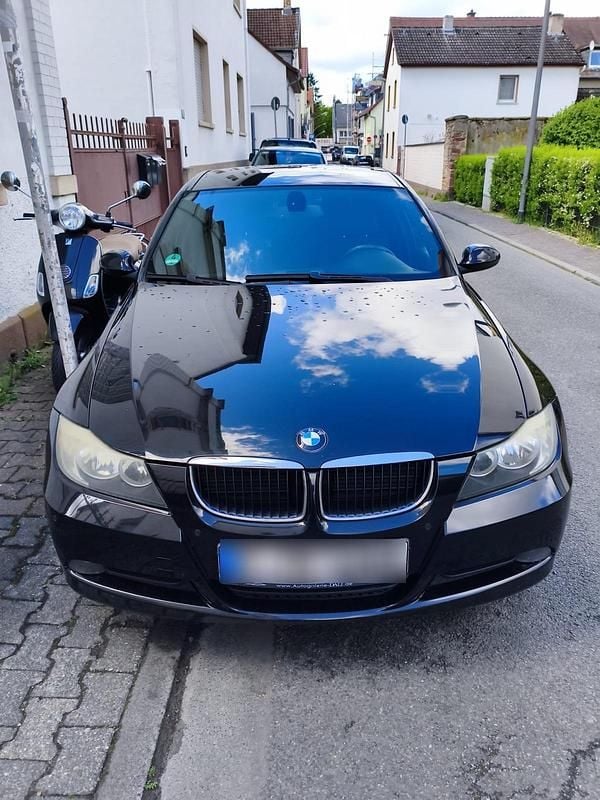 Second-hand BMW 318 143 CP (105 kW) 2008 Negru Break