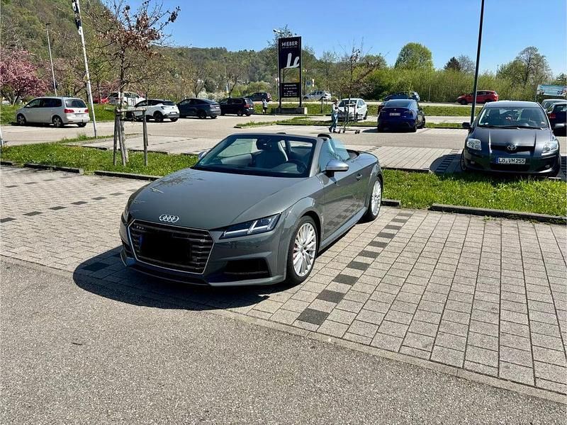 Gebraucht Audi TT Roadster Ambiente 310 PS (228 kW) 2015 Cabrio