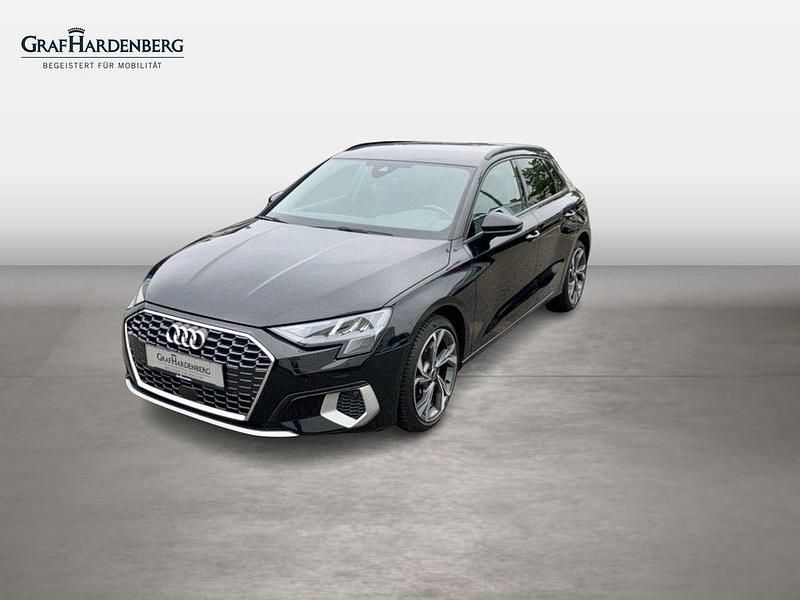 Schwarz Gebraucht 2022 Audi A3 Sportback Advanced Limousine | 26.460 € (Fairer Preis) - Bild 1/4