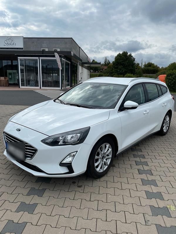 Weiß Gebraucht 2020 Ford Focus Kombi | 12.500 € (Fairer Preis) - Bild 1/4
