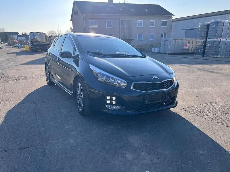 Gebraucht Kia Ceed GT-Line 120 PS (88 kW) 2016 Schwarz Kleinwagen