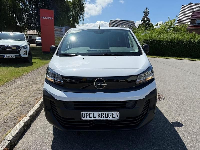 Neu Opel Vivaro Edition 144 PS (105 kW) 2025 Lackierung weiss icy/typ ausse Van / Kleinbus