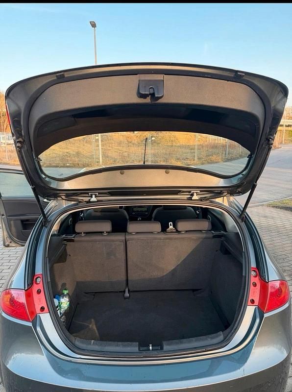 Second-hand Seat Leon 105 CP (77 kW) 2012 Gri Break