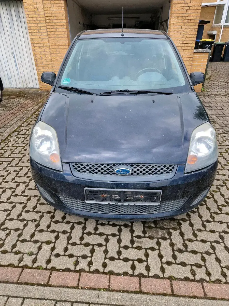 Używany Ford Fiesta 60 KM (44 kW) 2008 Czarny Hatchback