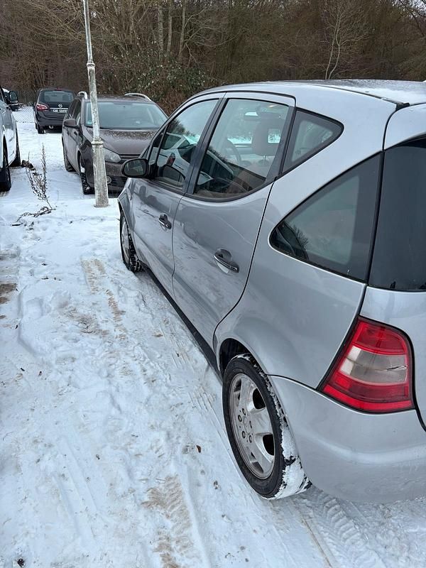 Gebraucht Mercedes A140 102 PS (75 kW) 2002 Schwarz Kleinwagen