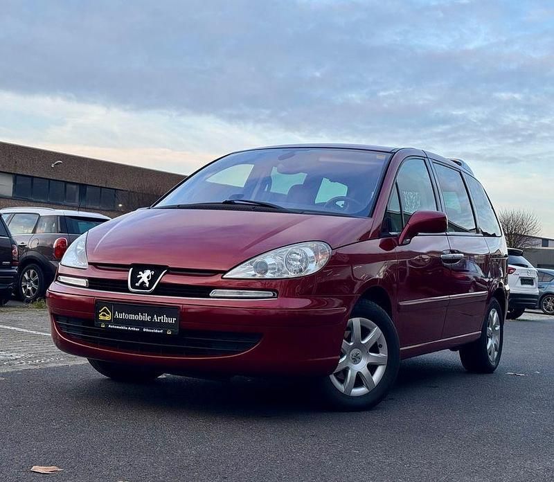 Rot Gebraucht 2007 Peugeot 807 Van / Kleinbus | 4.990 € (Etwas zu teuer) - Bild 1/4