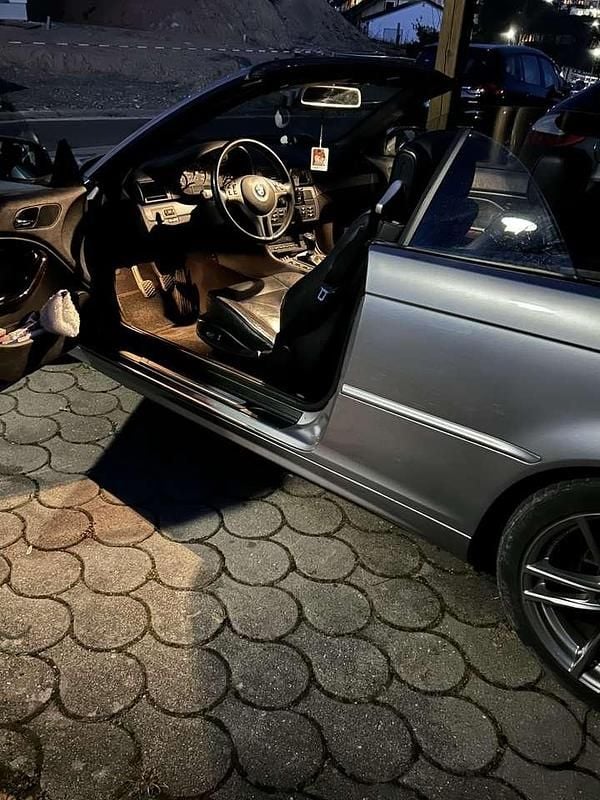 Gebraucht BMW 318 Cabriolet 150 PS (110 kW) 2005 Silber Cabrio