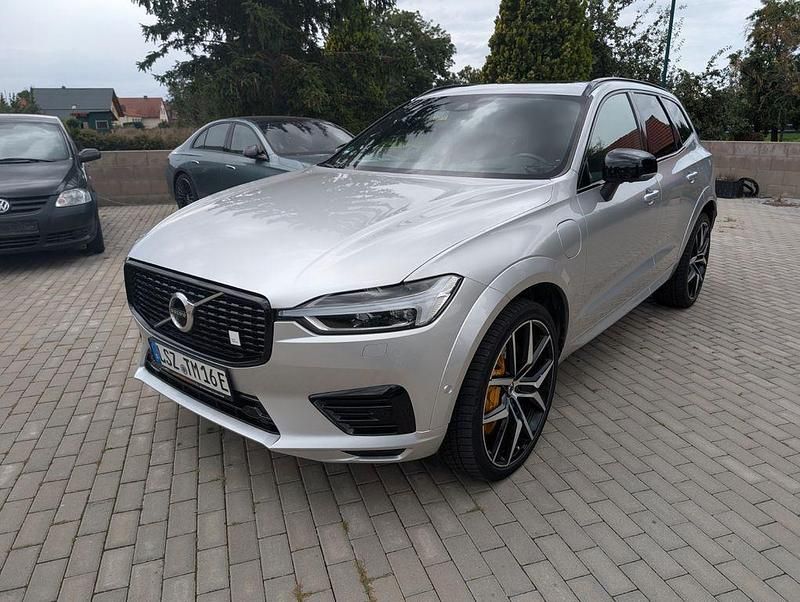 Silber Gebraucht 2020 Volvo XC60 SUV | 39.990 € (Teuer) - Bild 1/4