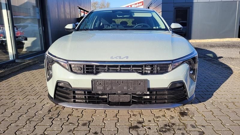 Neu Kia K4 Vision 150 PS (110 kW) 2026 Morning haze Limousine