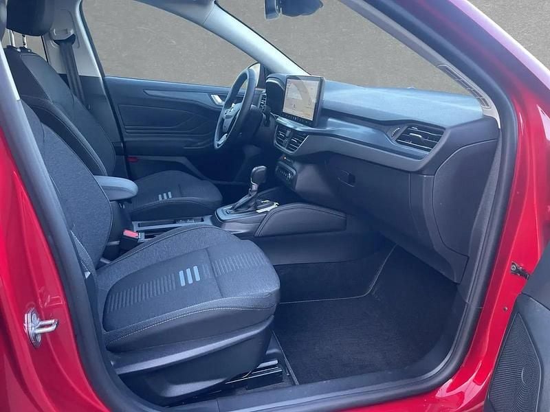 Gebraucht Ford Focus Active X 155 PS (114 kW) 2024 Fantastic red tc (metallic) Kombi