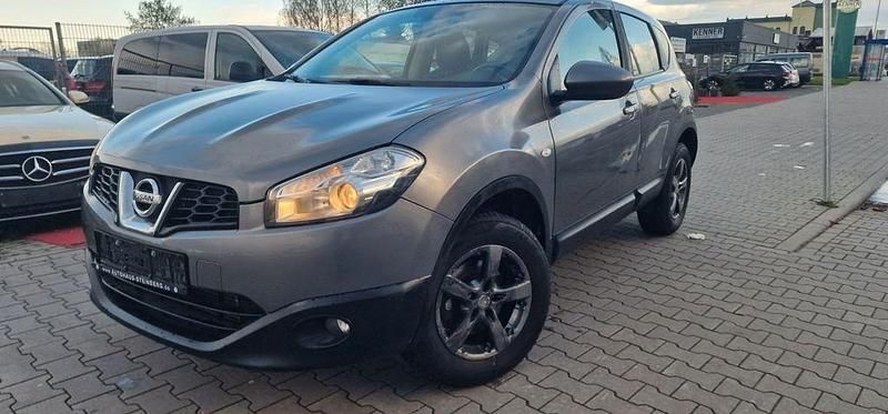 Gebraucht Nissan Qashqai Acenta 131 PS (96 kW) 2013 Grau SUV