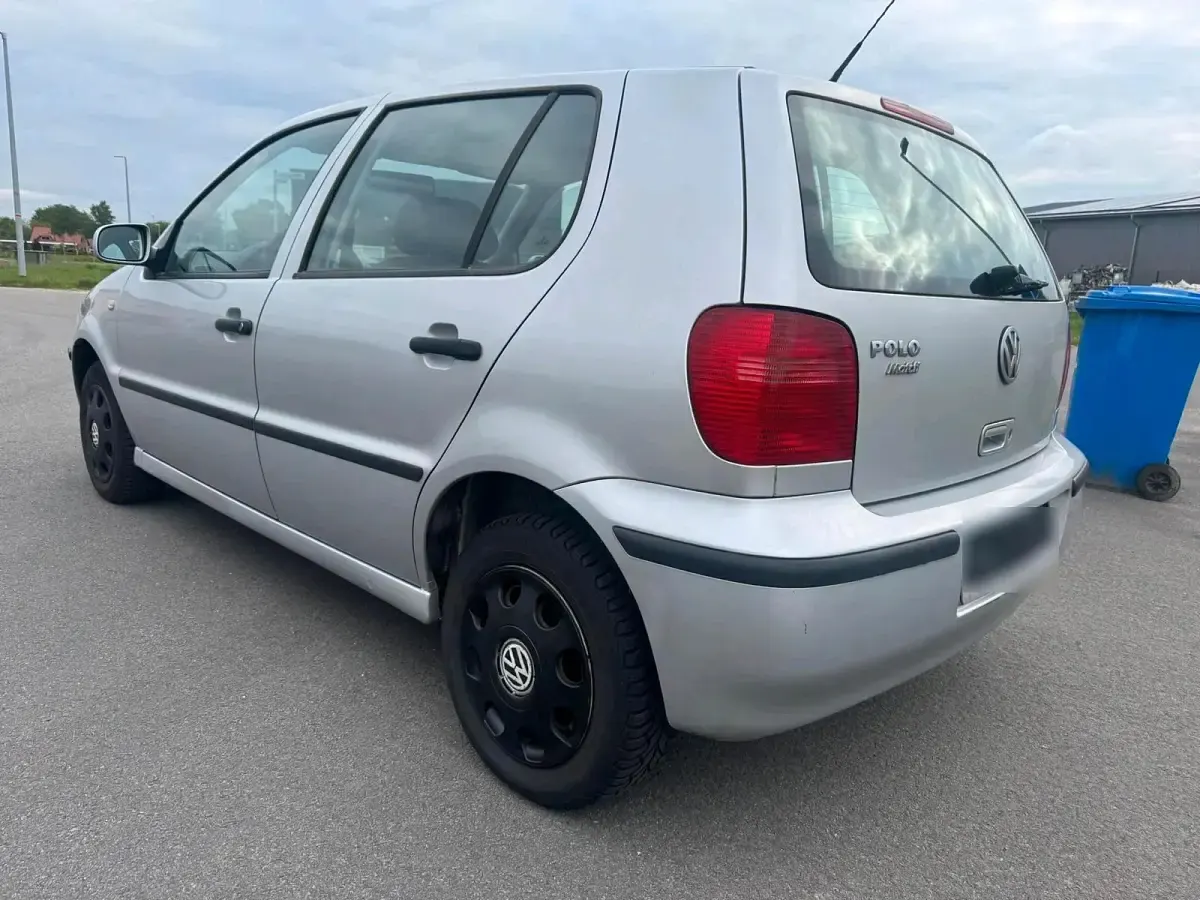 Usata VW Polo 80 CV (58 kW) 2001 Argento Utilitaria