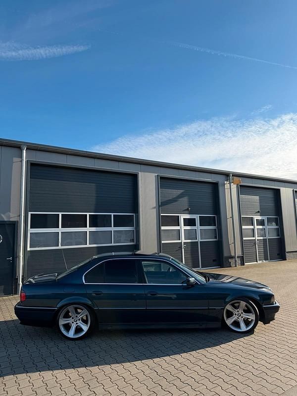 Gebraucht BMW 740 286 PS (210 kW) 1994 Blau Limousine