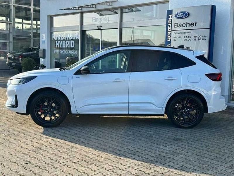 Gebraucht Ford Kuga ST-Line X 242 PS (177 kW) 2025 Weiß SUV