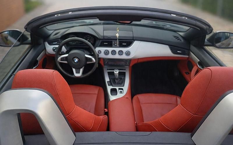 Gebraucht BMW Z4 204 PS (150 kW) 2011 Schwarz Cabrio