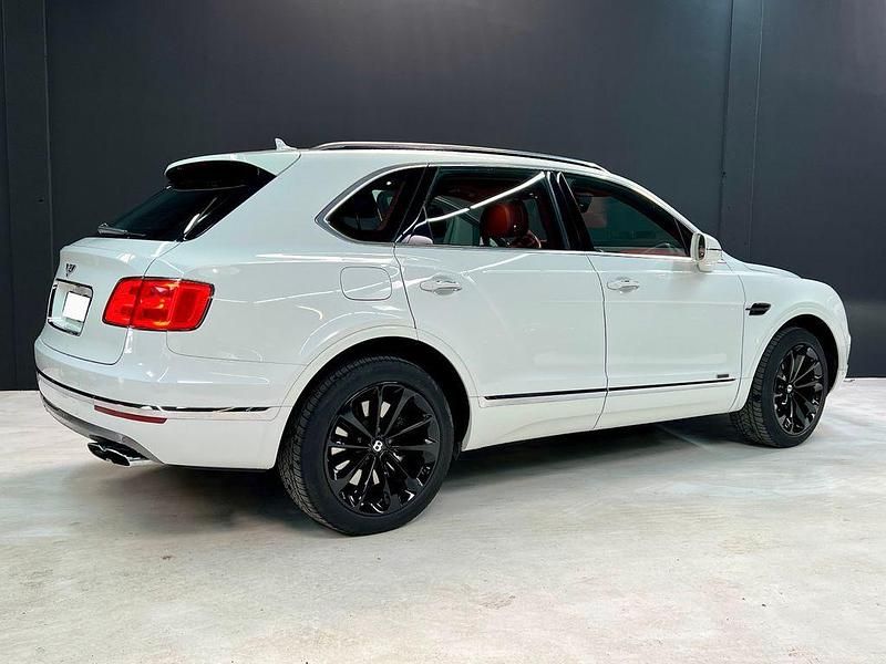 Gebraucht Bentley Bentayga 435 PS (319 kW) 2017 Weiß SUV