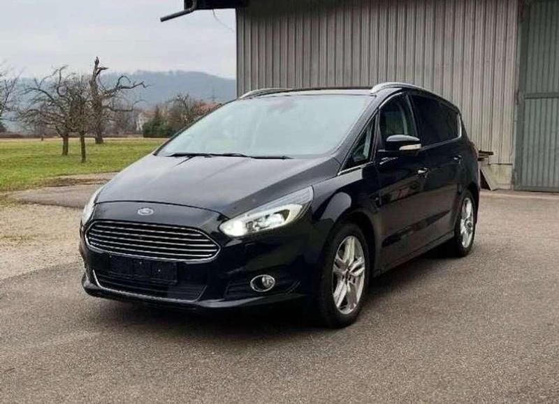 Schwarz Gebraucht 2016 Ford S-MAX Titanium Van / Kleinbus | 5.500 € - Bild 1/4