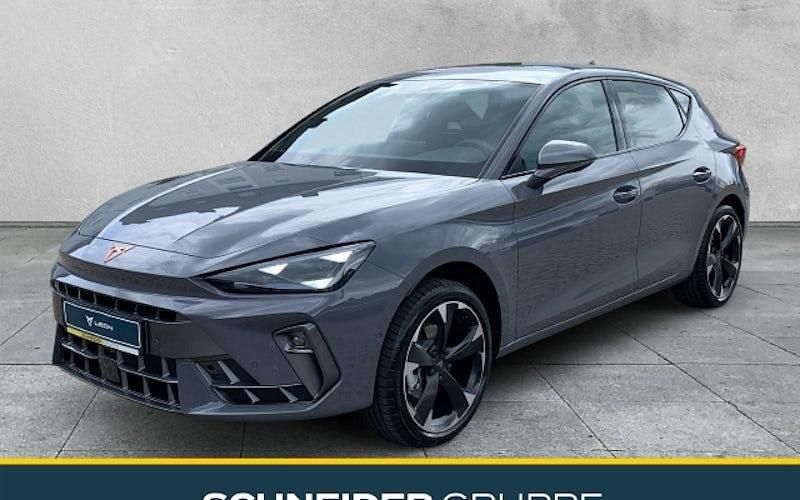 Neu Cupra Leon 150 PS (110 kW) 2026 Grau Limousine