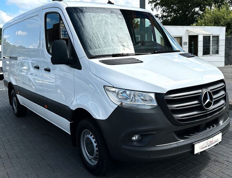 Arktikweiss Gebraucht 2019 Mercedes Sprinter Van | 23.999 € (Teuer) - Bild 1/4