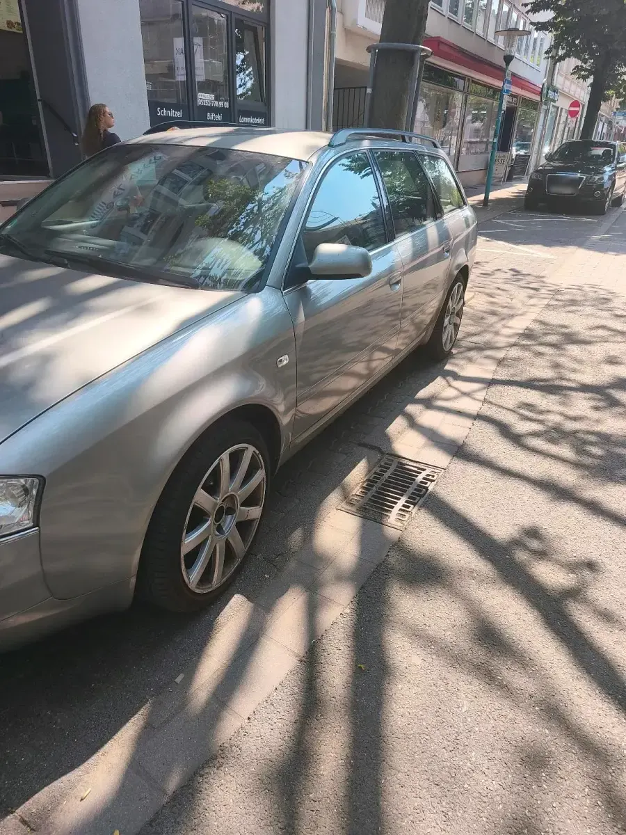 Gebraucht Audi A6 131 PS (96 kW) 2004 Silber Kombi