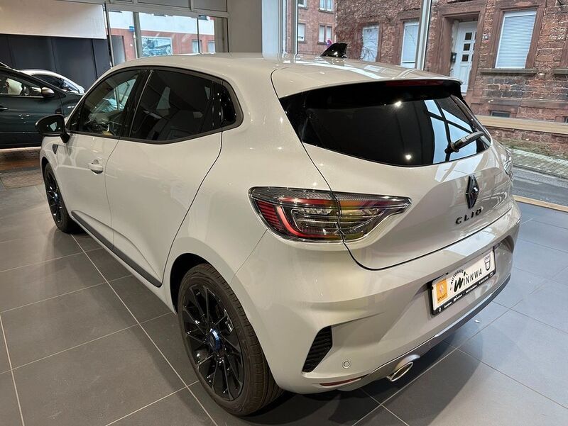 Gebraucht Renault Clio V Esprit Alpine 91 PS (66 kW) 2025 Grau (rafale grau) Kleinwagen