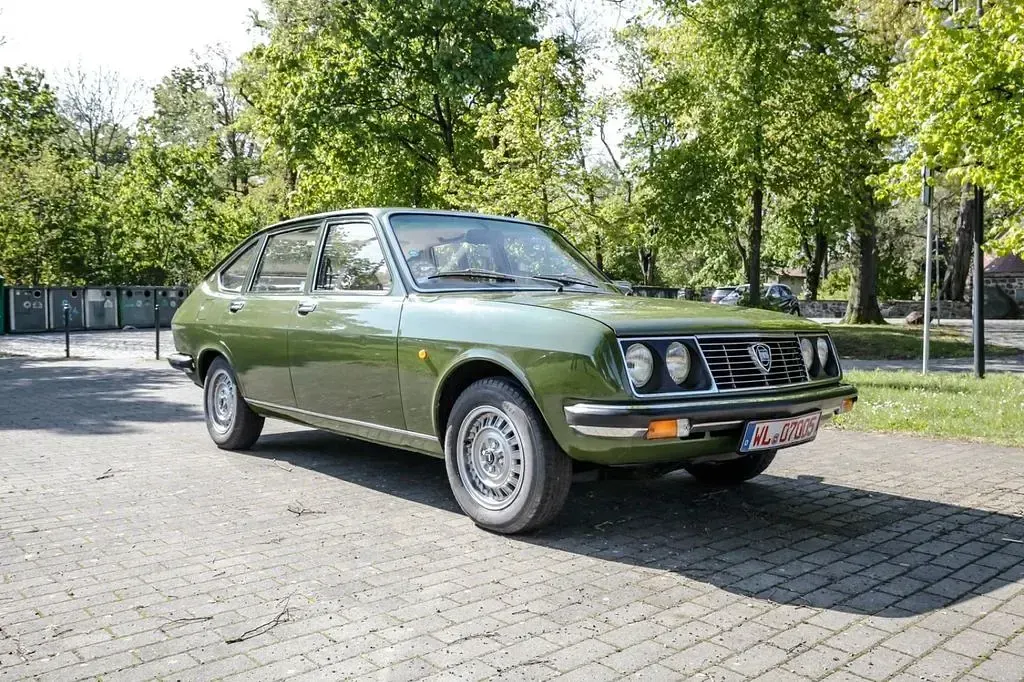 Gebraucht Lancia Beta 110 PS (80 kW) 1975 Grün Limousine