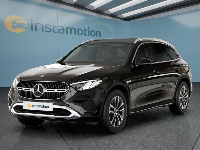 Schwarz Gebraucht 2024 Mercedes GLC200 SUV | 54.099 € (Teuer) - Bild 1/4