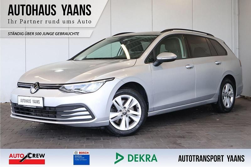 Silber Gebraucht 2021 VW Golf VIII Life Kombi | 15.949 € (Fairer Preis) - Bild 1/4