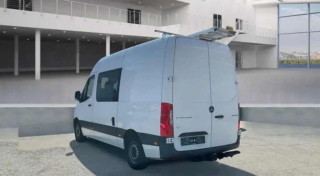 Używany Mercedes Sprinter 143 KM (105 kW) 2020 Biały Van