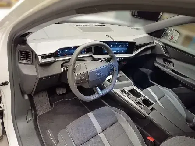 Gebraucht Opel Grandland X 145 PS (106 kW) 2024 Jade weiß SUV