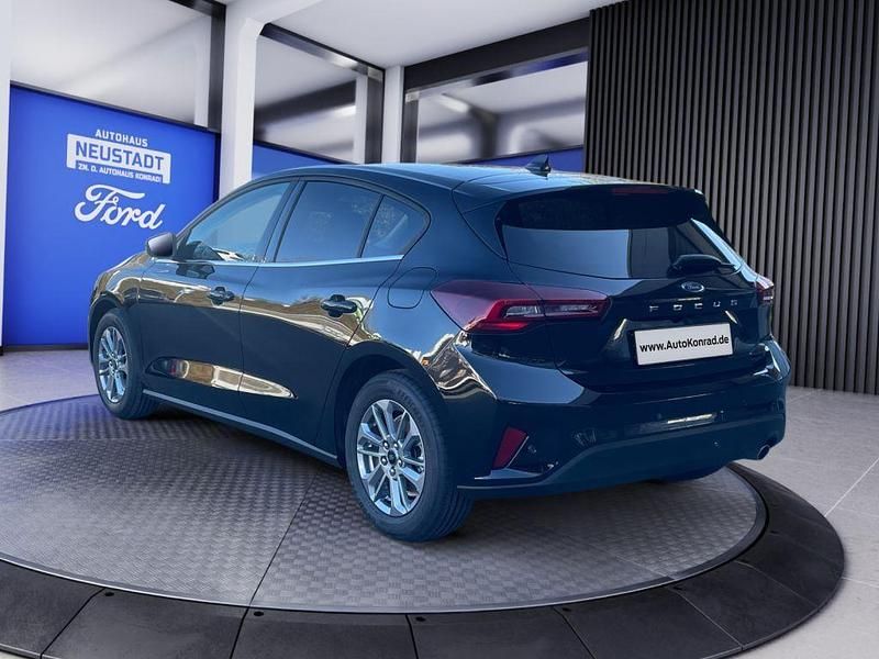Neu Ford Focus Titanium X 125 PS (91 kW) 2026 Agate black metallic Limousine