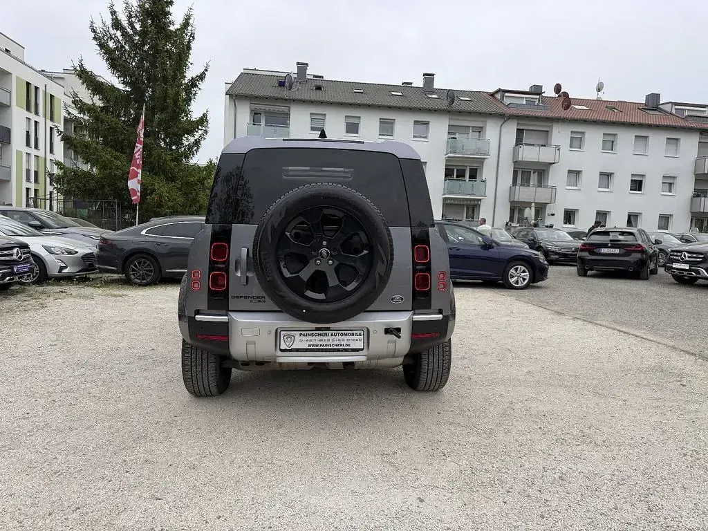 Gebraucht Land Rover Defender SE 241 PS (177 kW) 2020 Eiger grey SUV