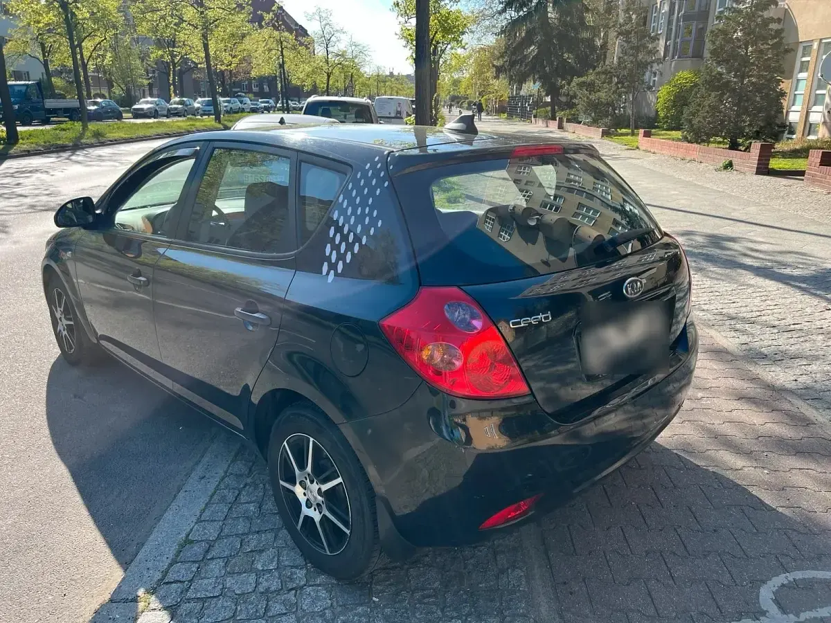 Usata Kia Ceed 110 CV (80 kW) 2009 Nero Utilitaria