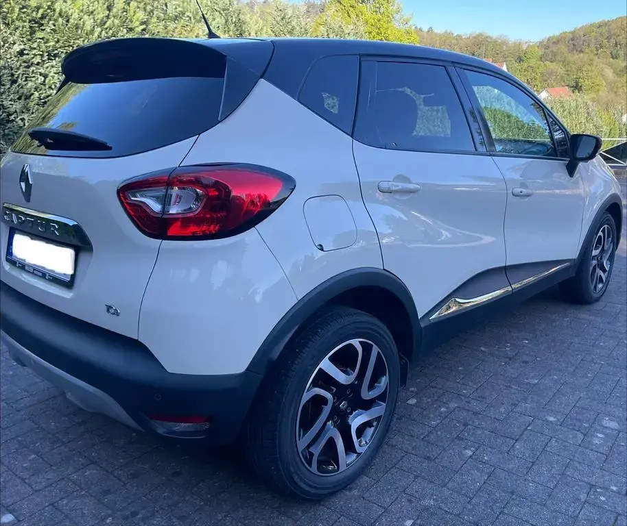 Occasion Renault Captur XMOD 90 ch (66 kW) 2016 Beige SUV