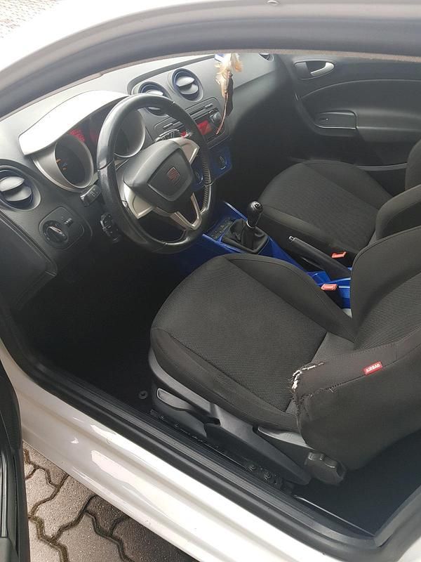 Gebraucht Seat Ibiza 85 PS (62 kW) 2009 Weiß Kleinwagen
