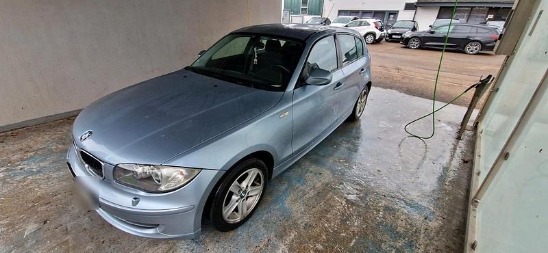 Gebraucht BMW 118 143 PS (105 kW) 2010 Blau Kleinwagen