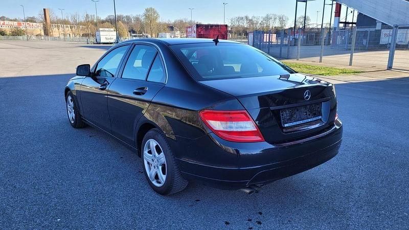 Gebraucht Mercedes C200 136 PS (100 kW) 2007 Schwarz Limousine