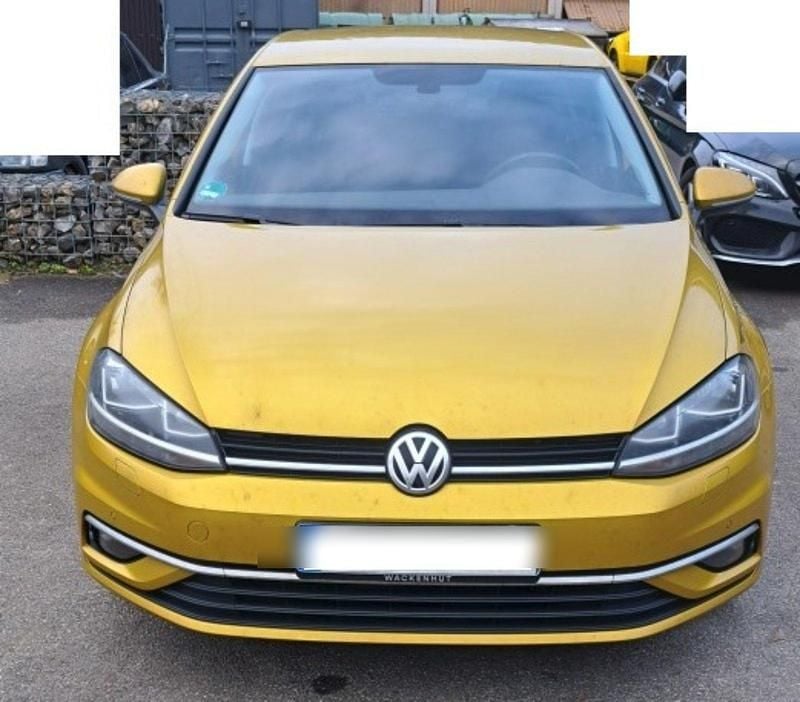 Gebraucht VW Golf VII Sound 150 PS (110 kW) 2018 Andere farben Limousine