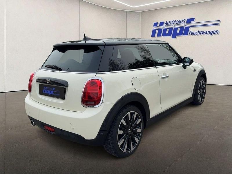 Gebraucht Mini Cooper 136 PS (100 kW) 2020 Weiß Kleinwagen