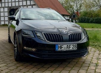 Schwarz Gebraucht 2019 Skoda Octavia Soleil Kombi | 14.999 € (Fairer Preis) - Bild 1/4
