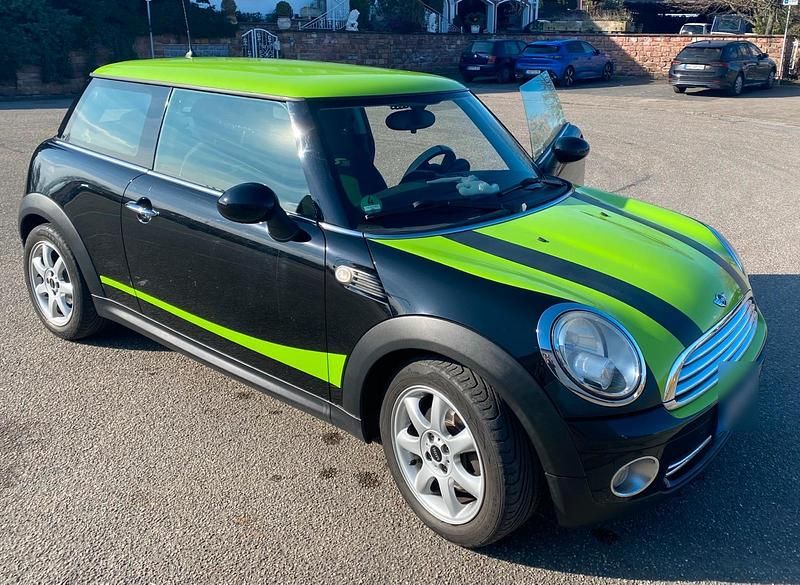 Usata Mini Cooper 120 CV (88 kW) 2009 Nero Utilitaria