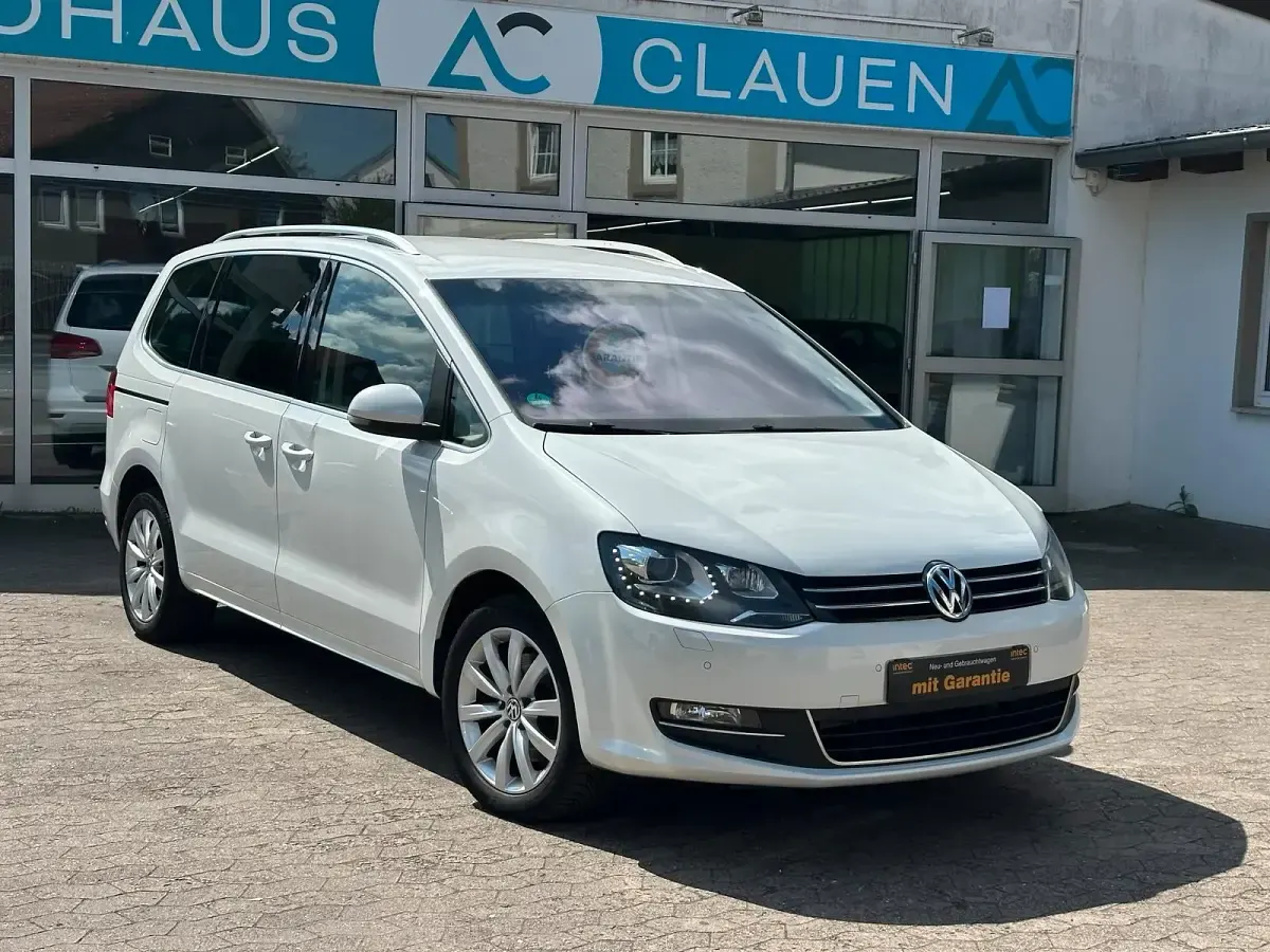 Gebraucht VW Sharan 140 PS (102 kW) 2013 Weiß Van / Kleinbus