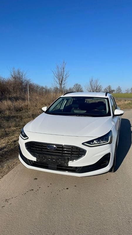 Gebraucht Ford Focus 120 PS (88 kW) 2022 Weiß Kombi