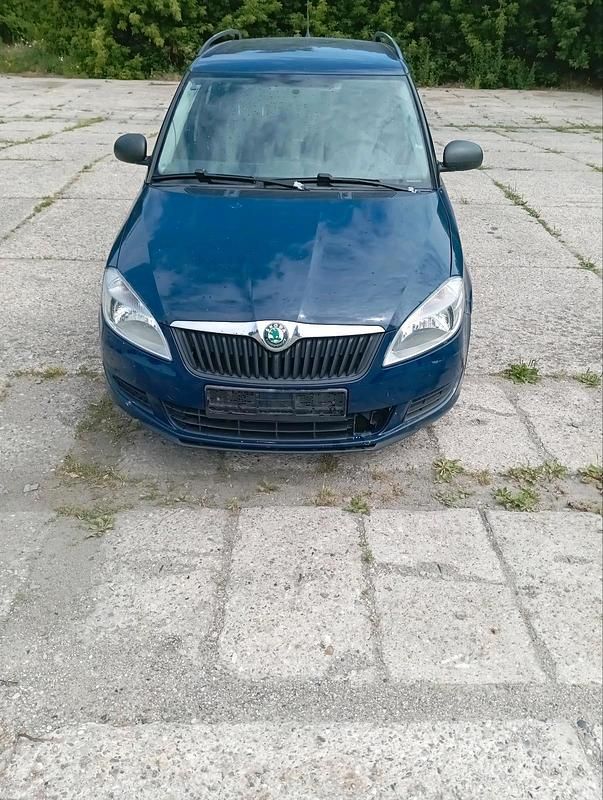 Gebraucht Skoda Fabia 86 PS (63 kW) 2011 Blau Kombi