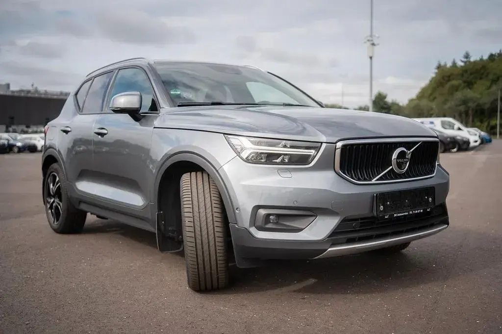 Gebraucht Volvo XC40 190 PS (139 kW) 2018 Grau SUV