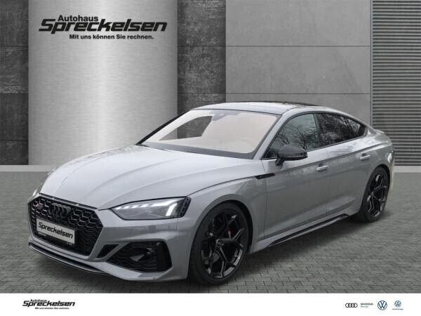 Grau (nardograu) Neu 2025 Audi RS5 Sportback Comfort Limousine | 99.900 € - Bild 1/4