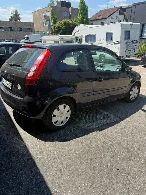 Gebraucht Ford Fiesta Ambiente 60 PS (44 kW) 2007 Schwarz Limousine